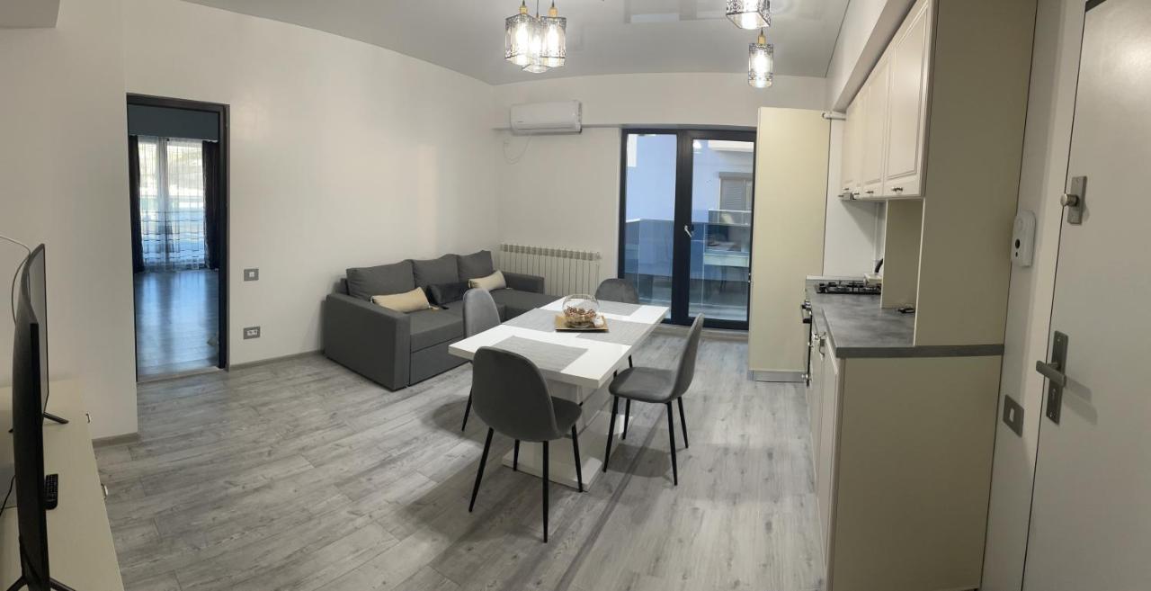 Eric Apartament Мамая Екстериор снимка
